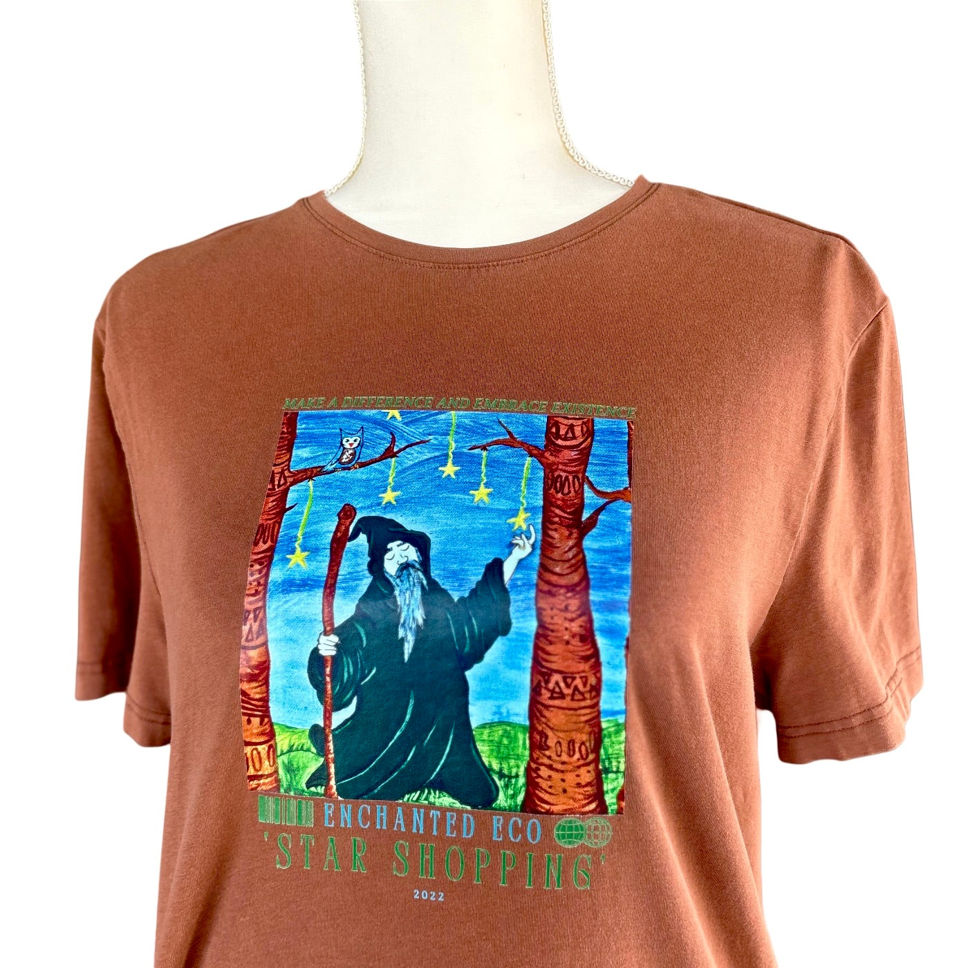 Wizard Star Shopping Light Brown T-Shirt Medium