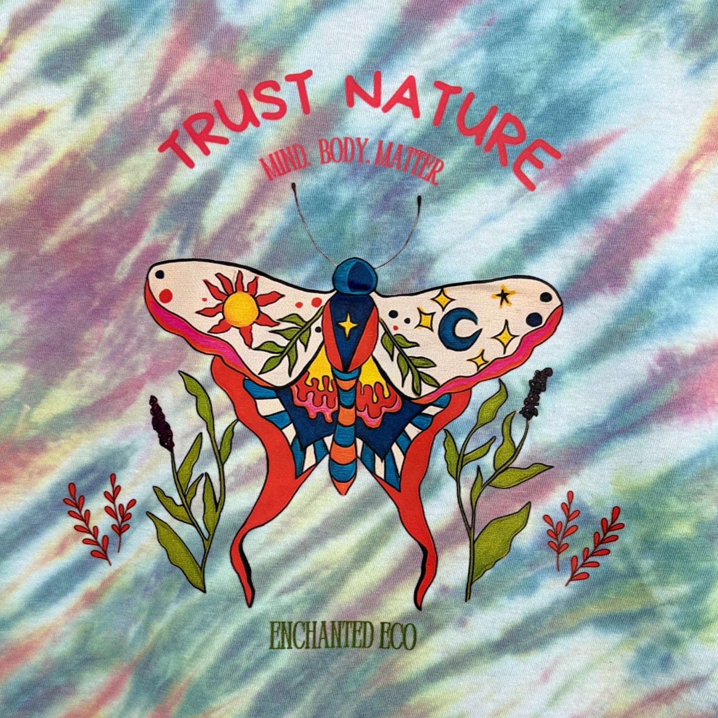 Celestial Moth ‘Trust Nature’ Pastel Tee - Large T-Shirt
