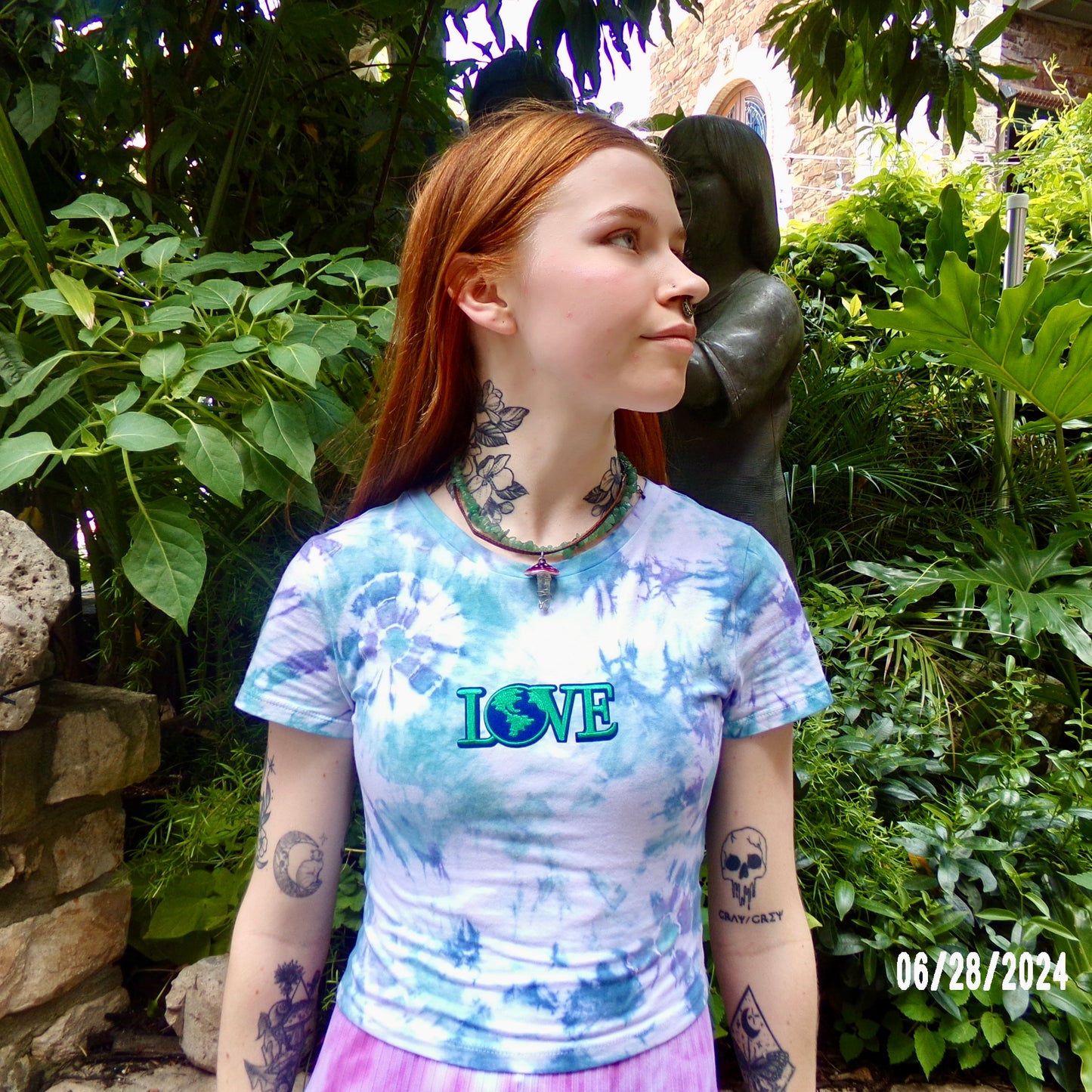 LOVE Blue/Purple Geode Baby Tee T-Shirt Small