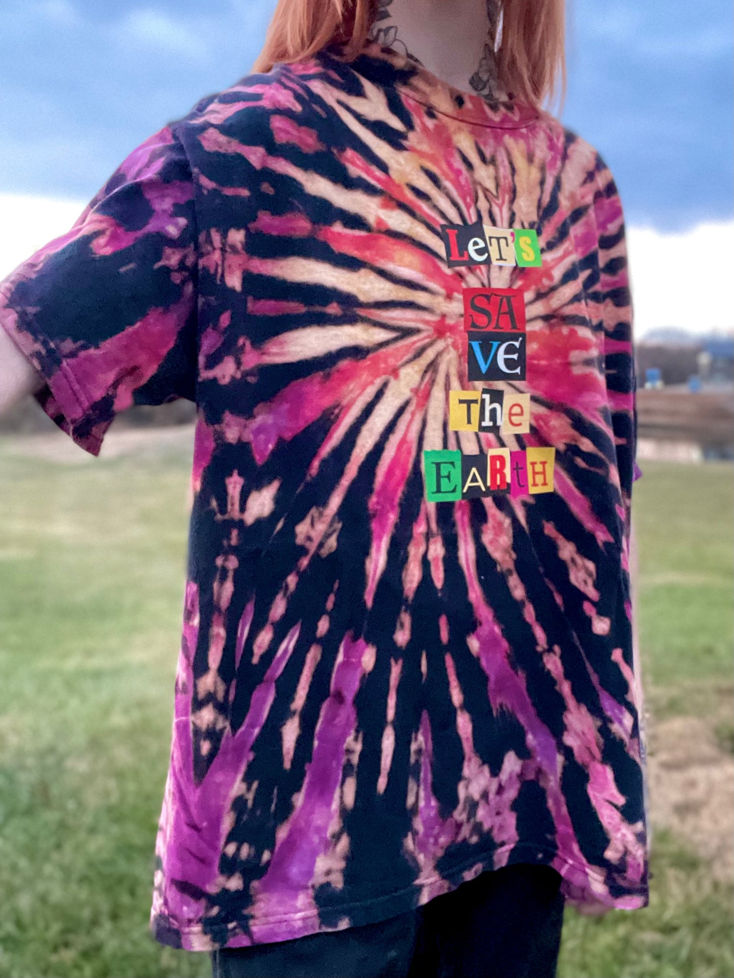 Let's Save The Earth Tie Dye T-Shirt XL Unisex