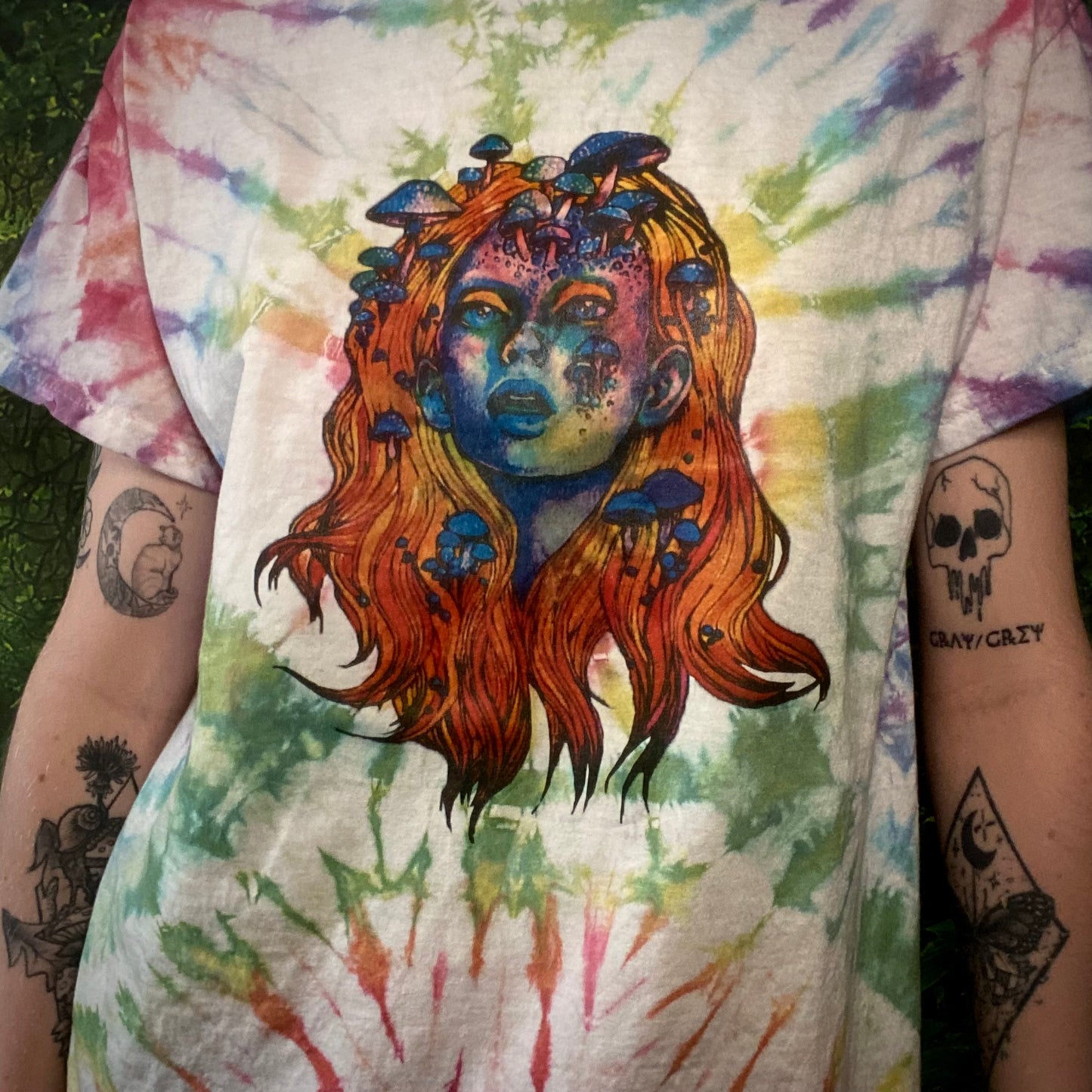 Mushroom Goddess Rainbow Tie Dye Tee T-Shirt Medium