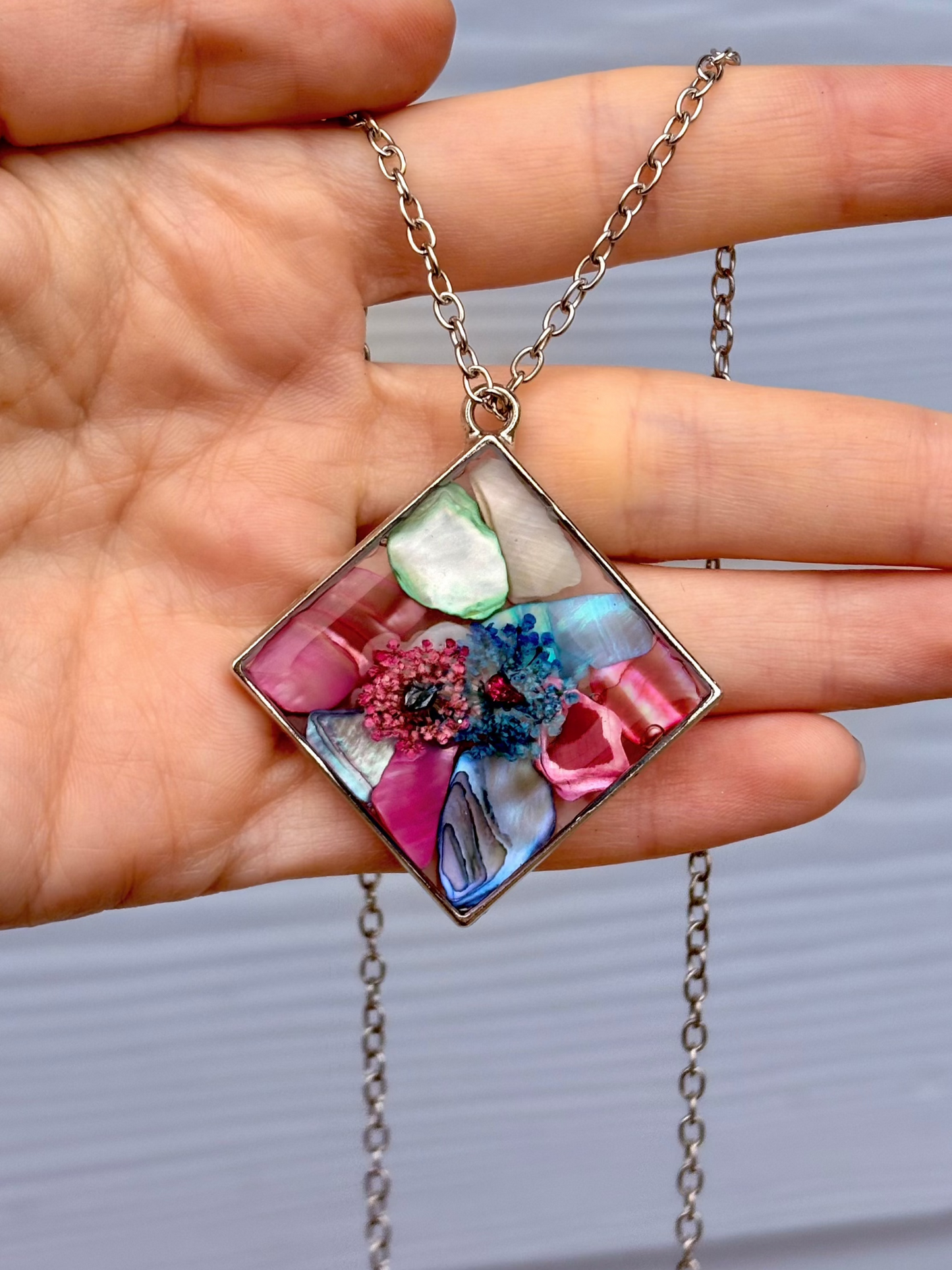 Blossom & Gemstone Silver Mosaic Crystals Pressed Flower Necklace