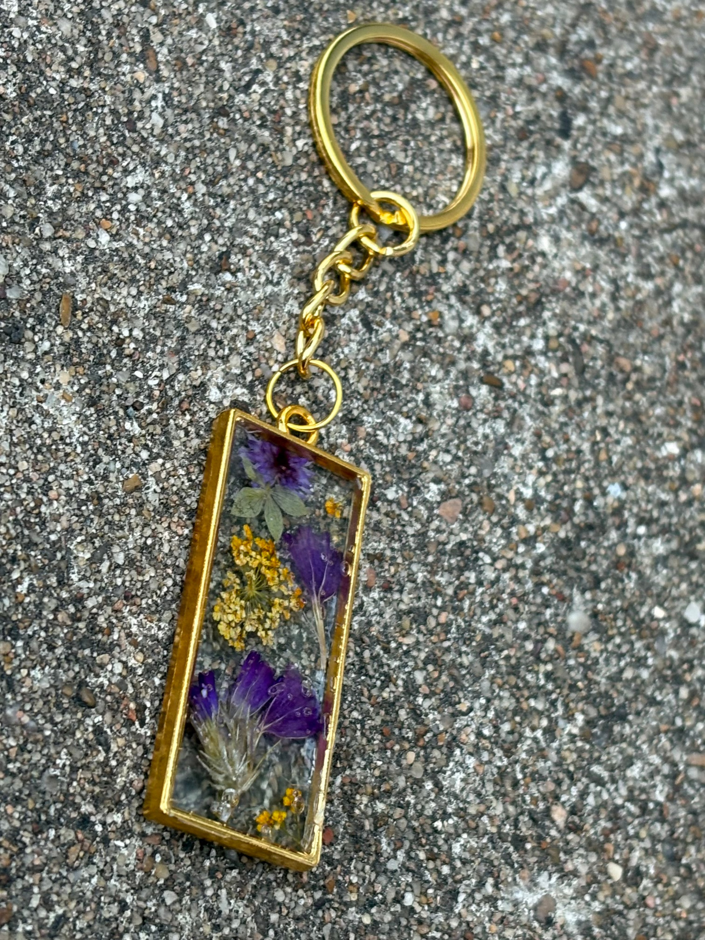 Golden Nature Pressed Flower Keychain